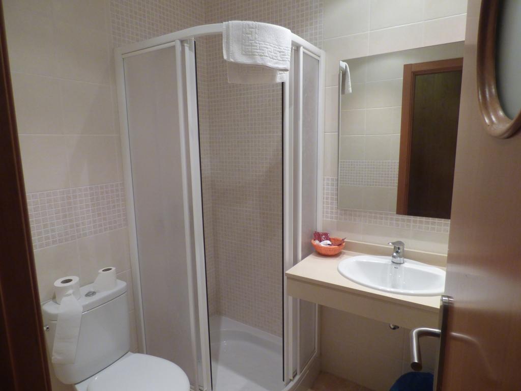 Hostal La Perdiz Sonseca Buitenkant foto